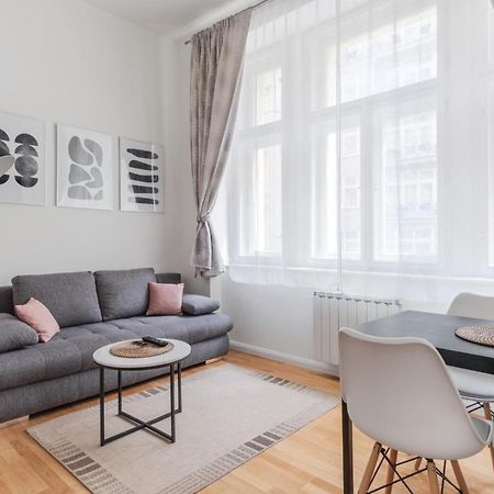 Prague Days - Elegant Studios Near Wenceslas Square Buitenkant foto